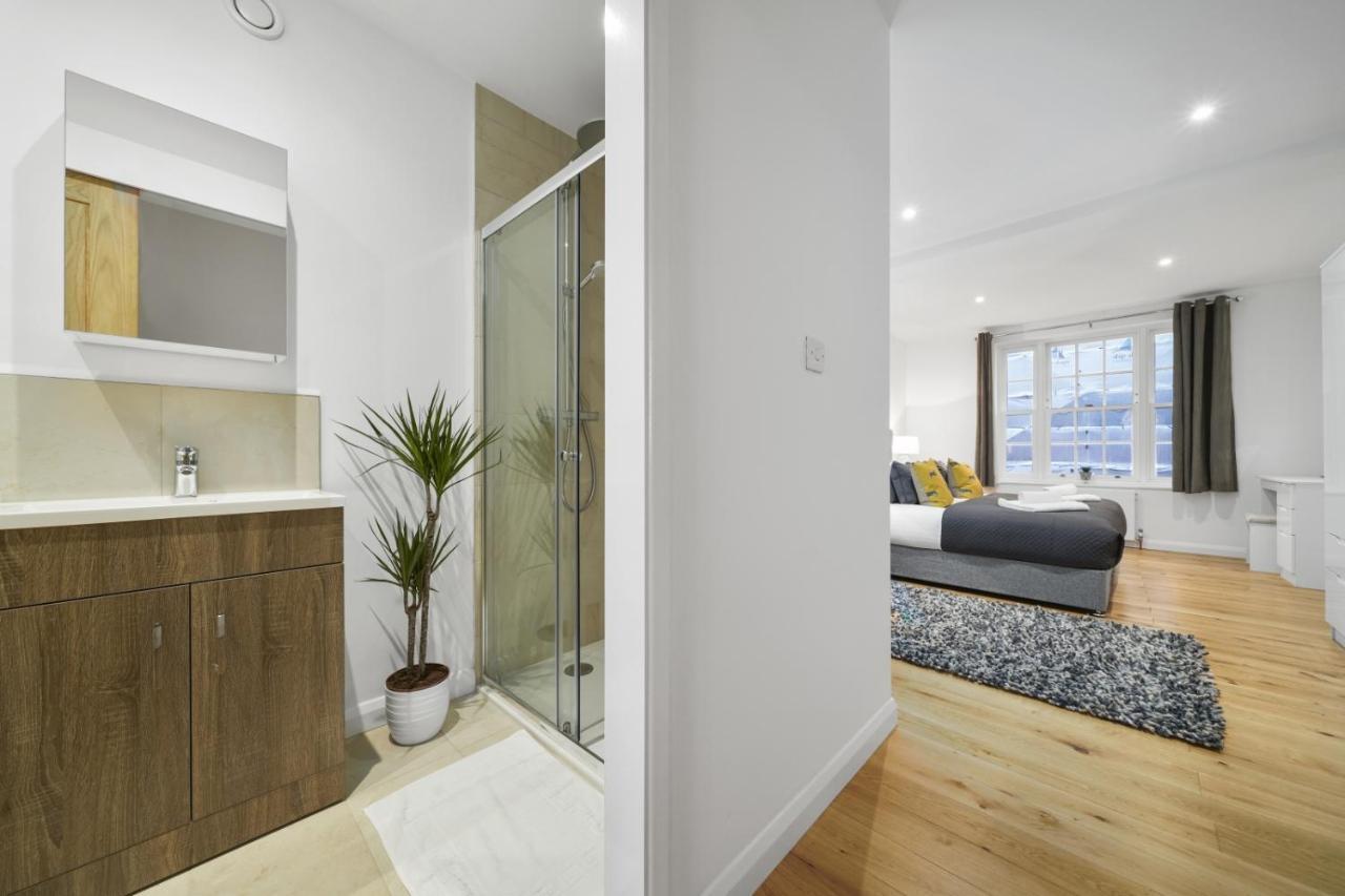 Eton House-Stunning-Castle Views-5Bed-Free-Parking 빌라 외부 사진